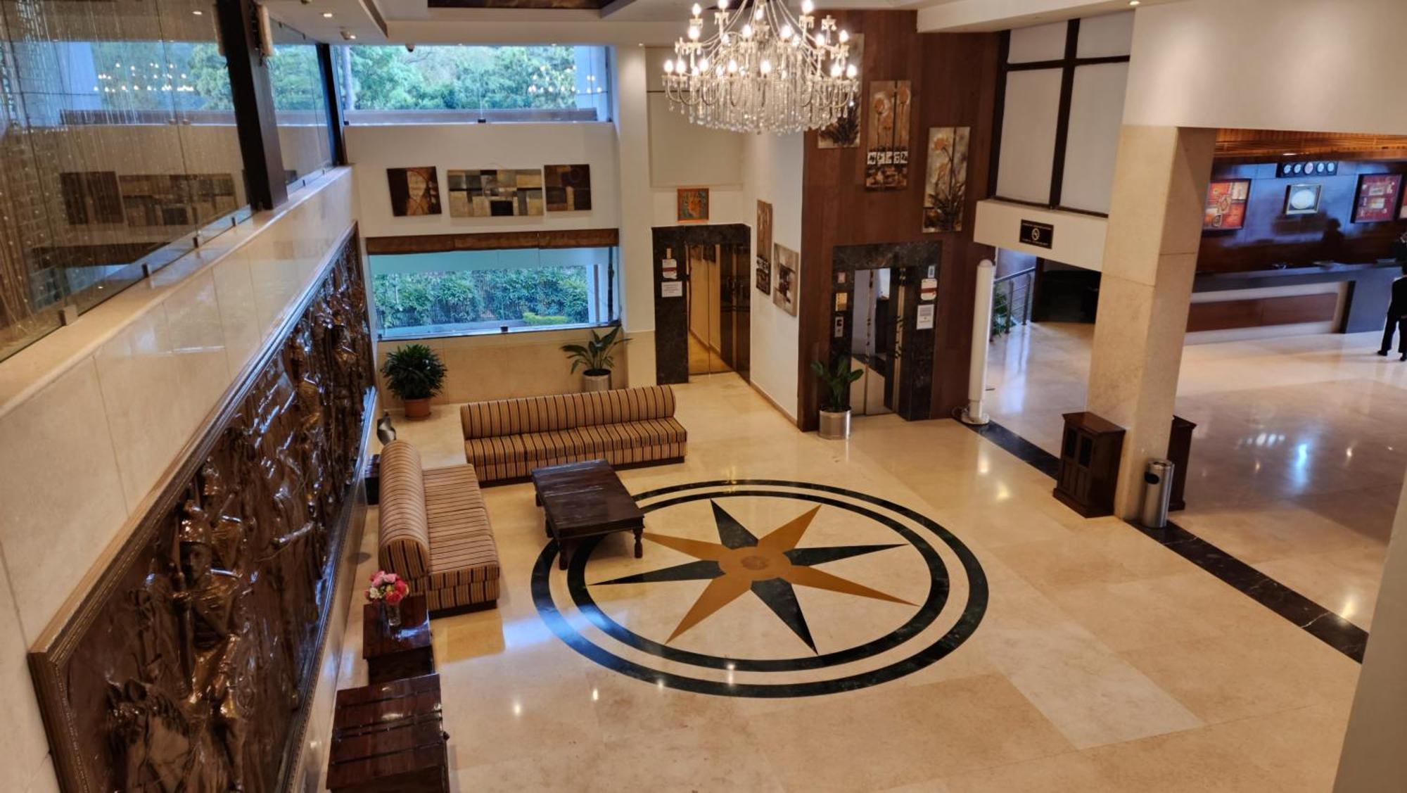 Hotel Royal Ark - Kasauli Bagian luar foto