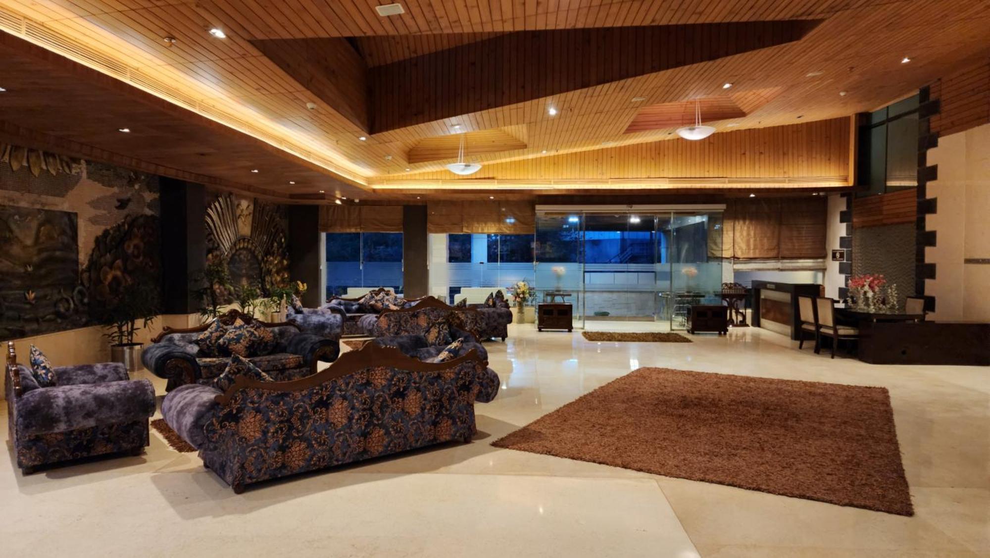 Hotel Royal Ark - Kasauli Bagian luar foto