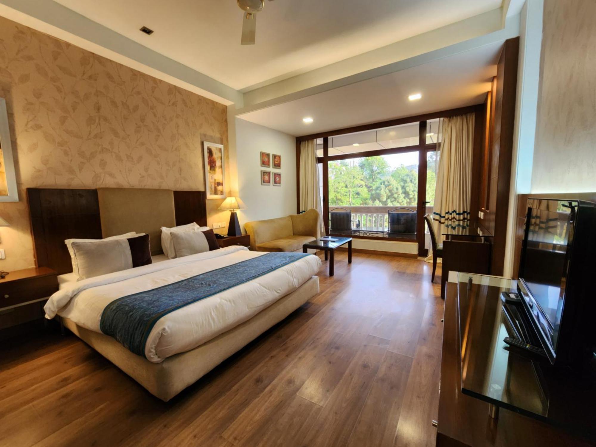 Hotel Royal Ark - Kasauli Bagian luar foto